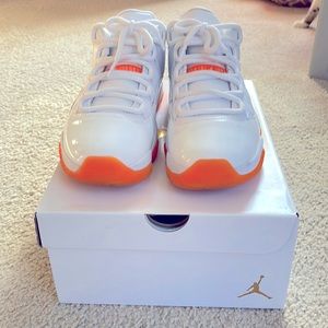 Womens Air Jordan 11 Retro Low Bright Citrus